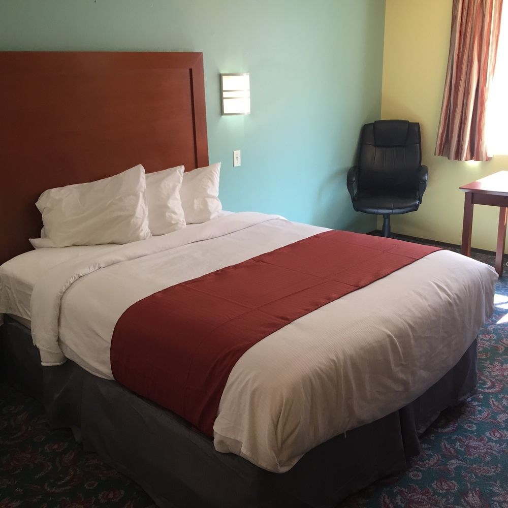Dunes Motel